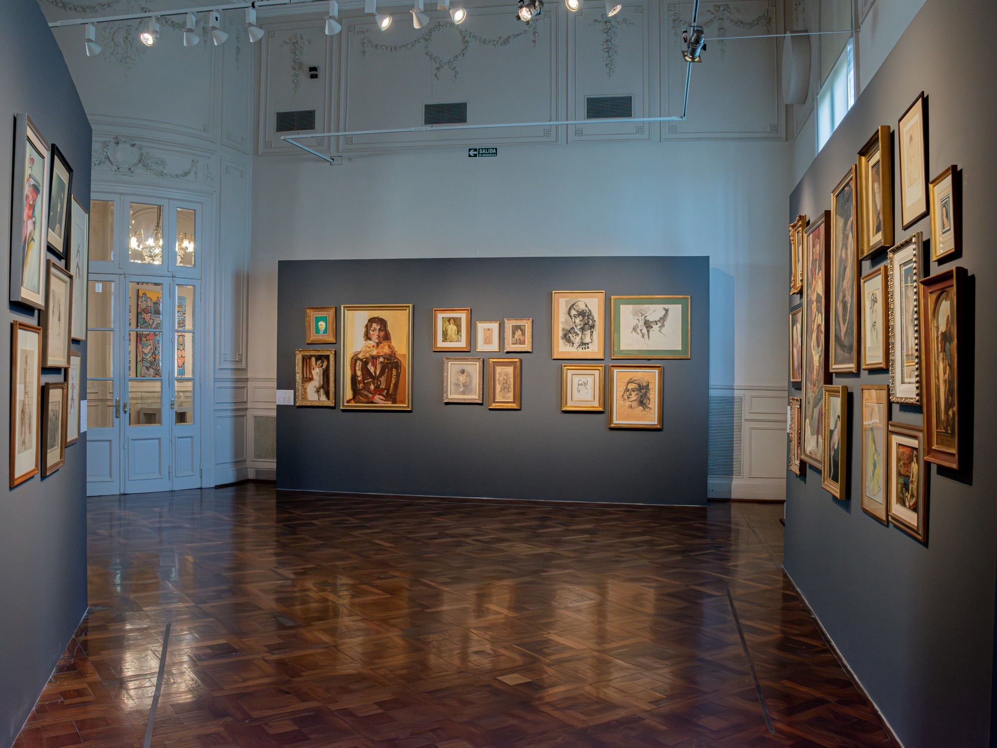 Guillermo Jaim Etcheverry's valuable collection completes the Tigre Art Museum's holdings.