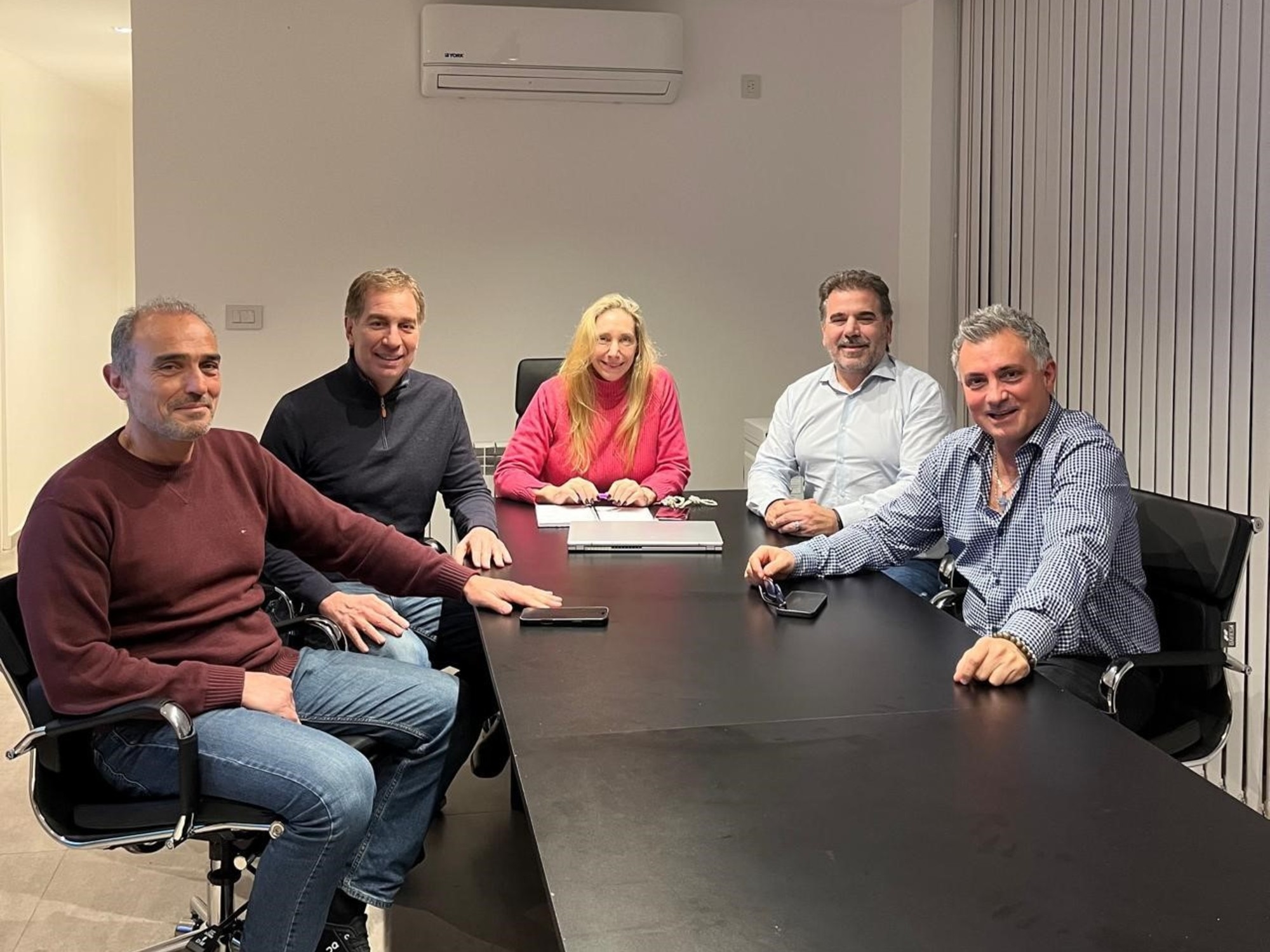 La Libertad Avanza definió que la seguridad será el eje de la campaña y puso a un ex comisario como candidato en la tercera sección