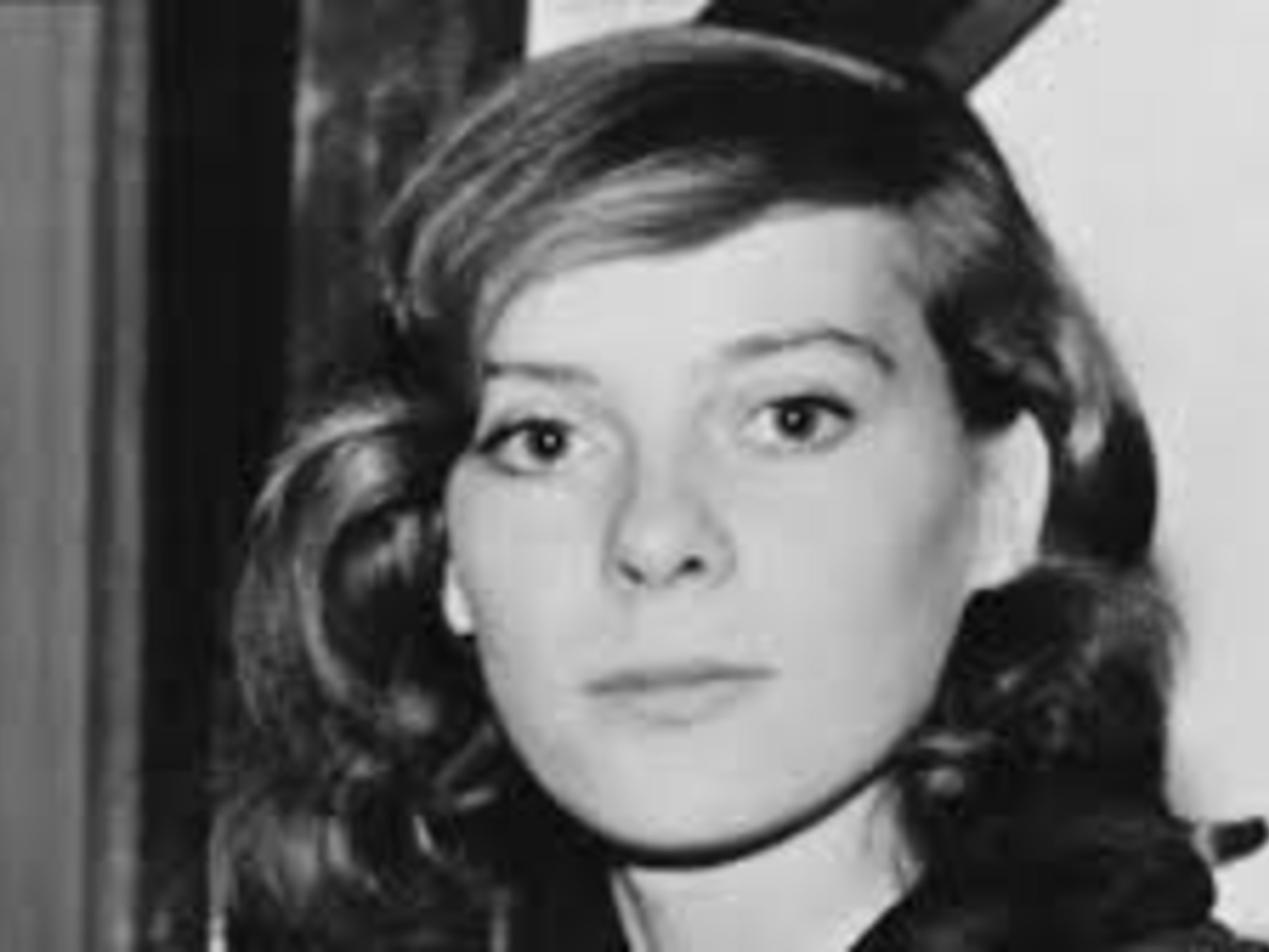 Caroline Blackwood: L'Inghilterra mi ha spezzato così
