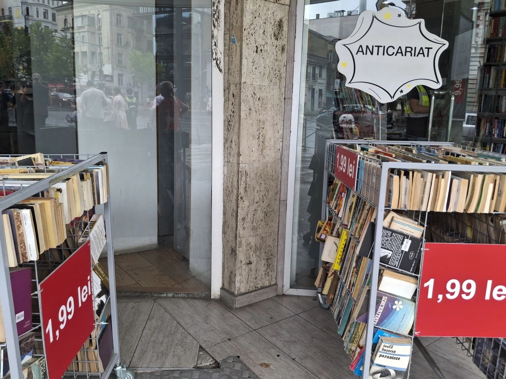 Romanya'da yayıncılık krizi: AB'de en az kitap okunan ülke olmasına rağmen Romanya'da kitaplara KDV oranı artırıldı.