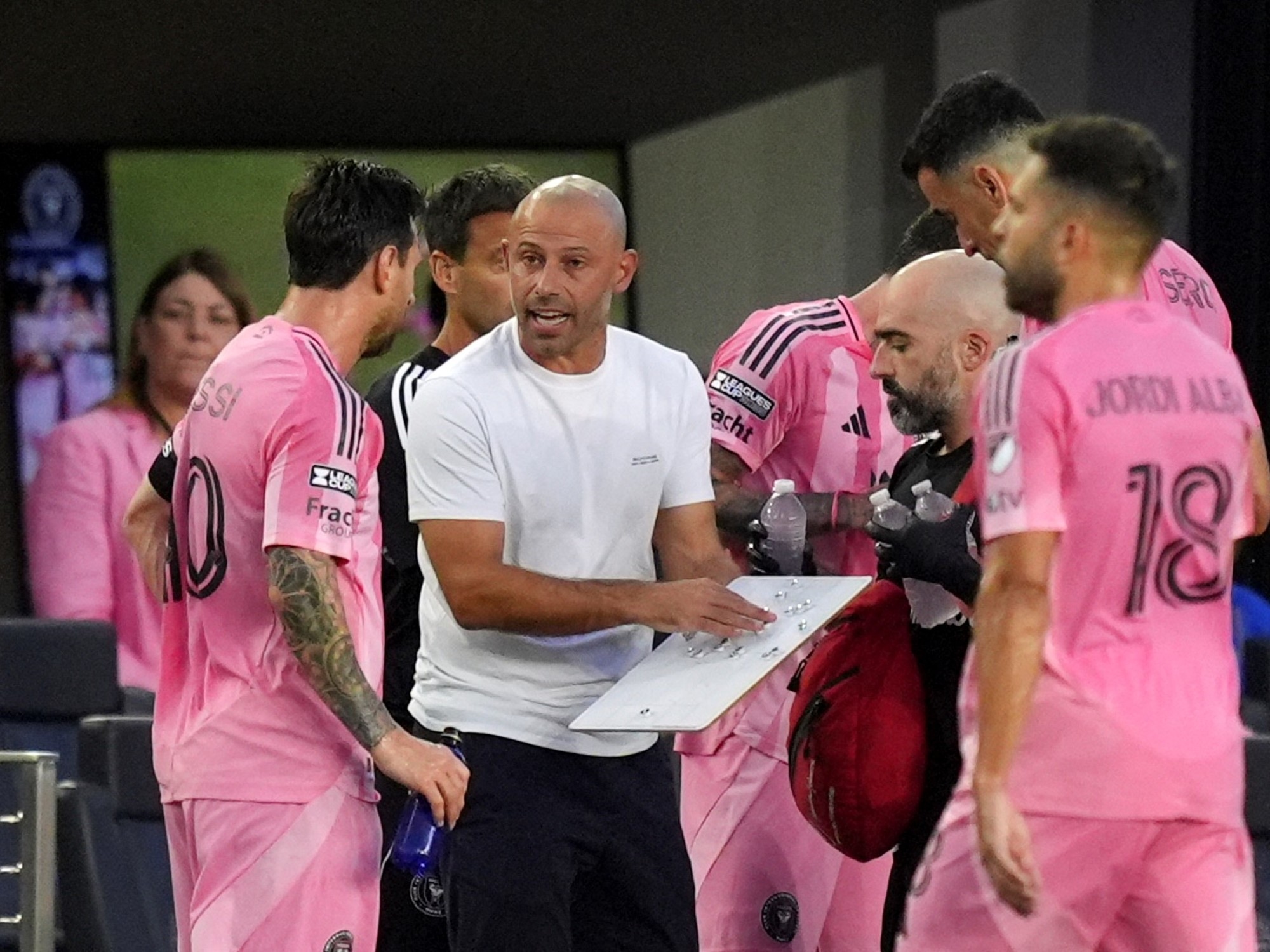 Inter Miami speelt om kwalificatie zonder Messi, maar mét De Paul: wat Mascherano zei over de blessure en welk resultaat hij nodig heeft om door te gaan in de Leagues Cup.