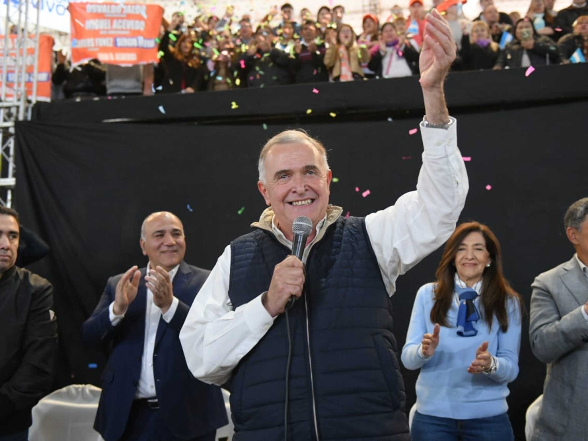 Tucumán: Il governatore Osvaldo Jaldo si candiderà alla carica di vicepresidente insieme al suo vicepresidente, in un partito unito PJ contro il "mileismo" (un partito politico).