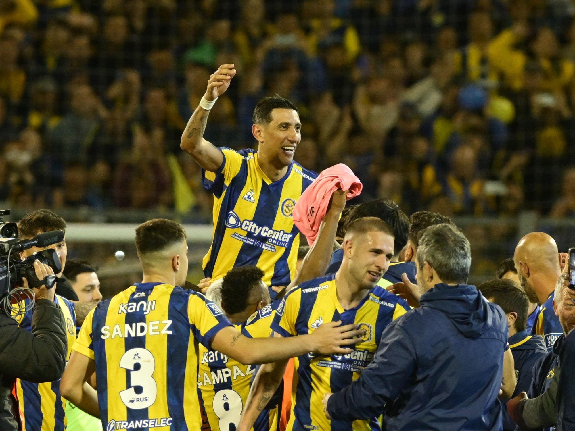 20 najlepszych graczy turnieju Clausura według punktacji Clarína: trzech z River, dwóch z Boca, dwóch z czarnego konia, a listę zamyka Di María.