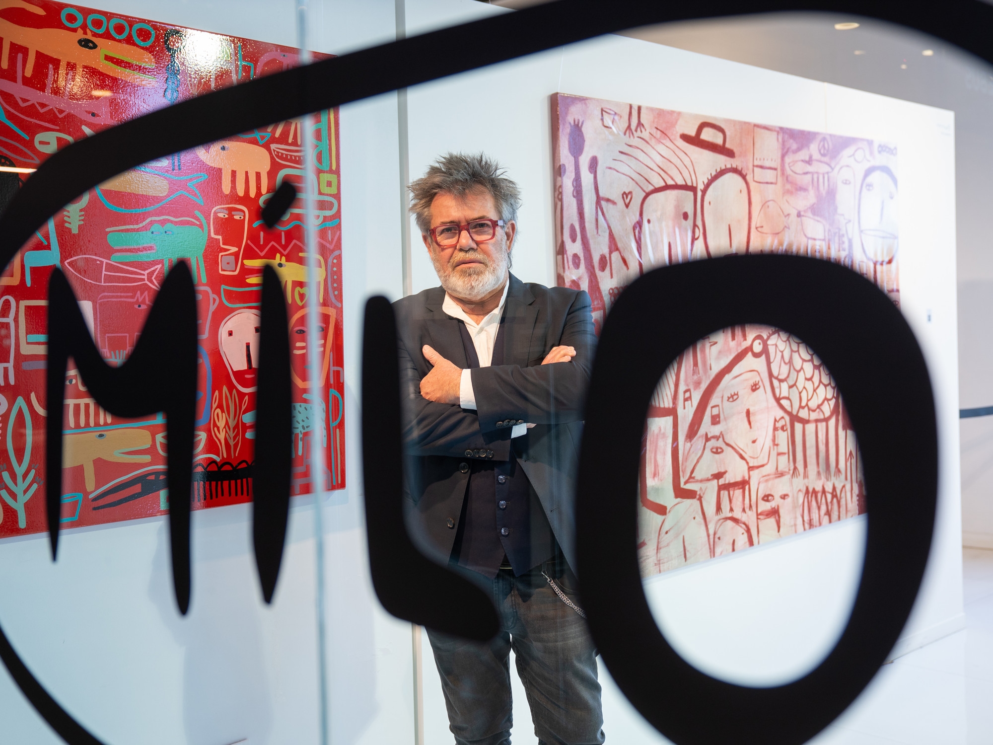 Milo Lockett: “O modelo de galeria é retrógrado: um artista não consegue viver de uma exposição por ano.”