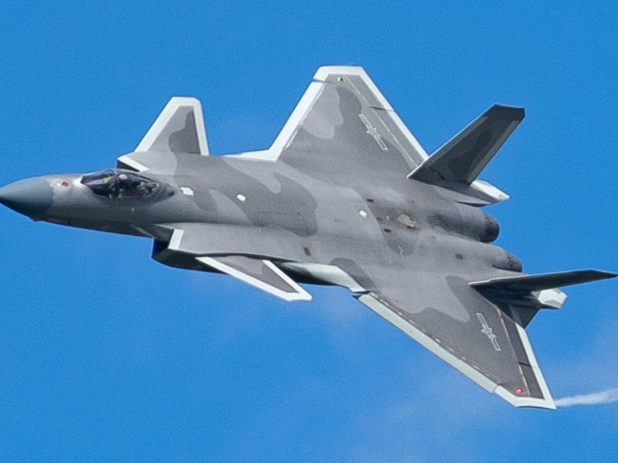 China beschleunigt die technologische Kriegsführung mit einem „Tarnumhang“ für Flugzeuge und Drohnen