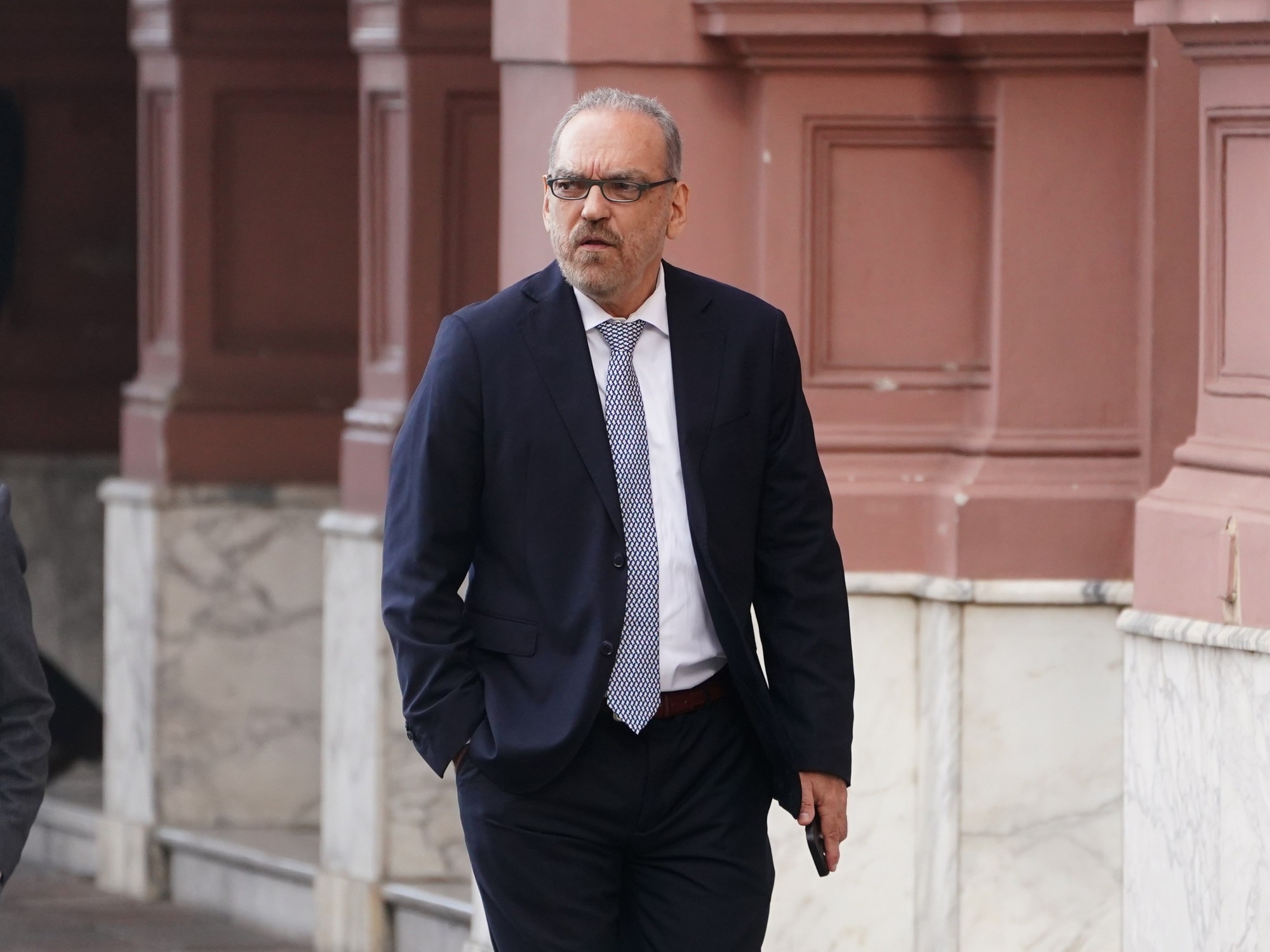 Die Regierung beantragte die Zustimmung zur Ernennung von Fernando Iglesias zum Botschafter bei der Europäischen Union.