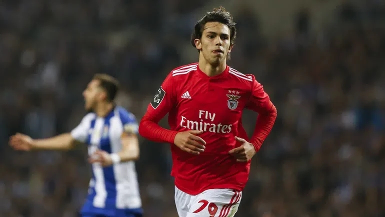 João Félix schließt sich Cristiano Ronaldo bei Al Nassr an