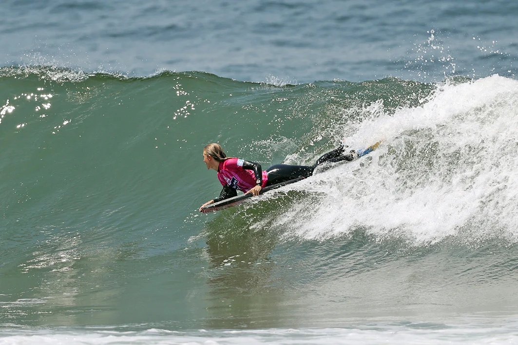 A festive and convivial atmosphere as bodyboarding returns to the Miss Quebramar Cup