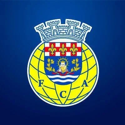 Miguel Puche's double in Portimão takes Arouca through to the fourth round of the Cup