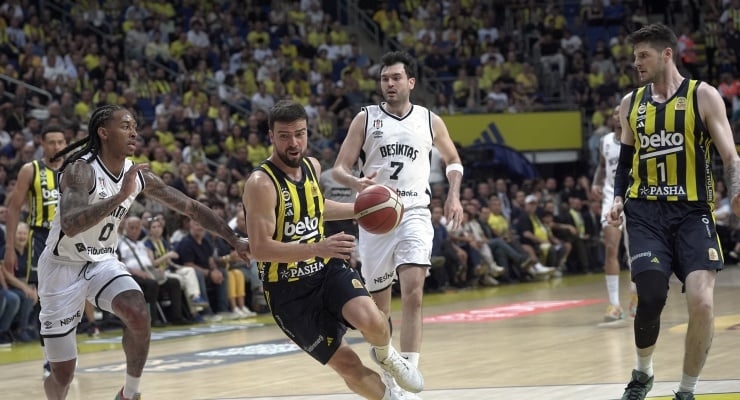Seria finałowa play-off: Fenerbahçe Beko objęło prowadzenie 2-0