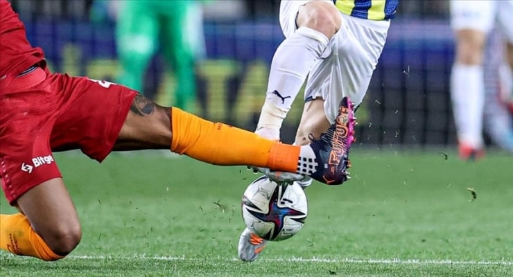 Derbi Fenerbahçe-Galatasaray en la jornada 14