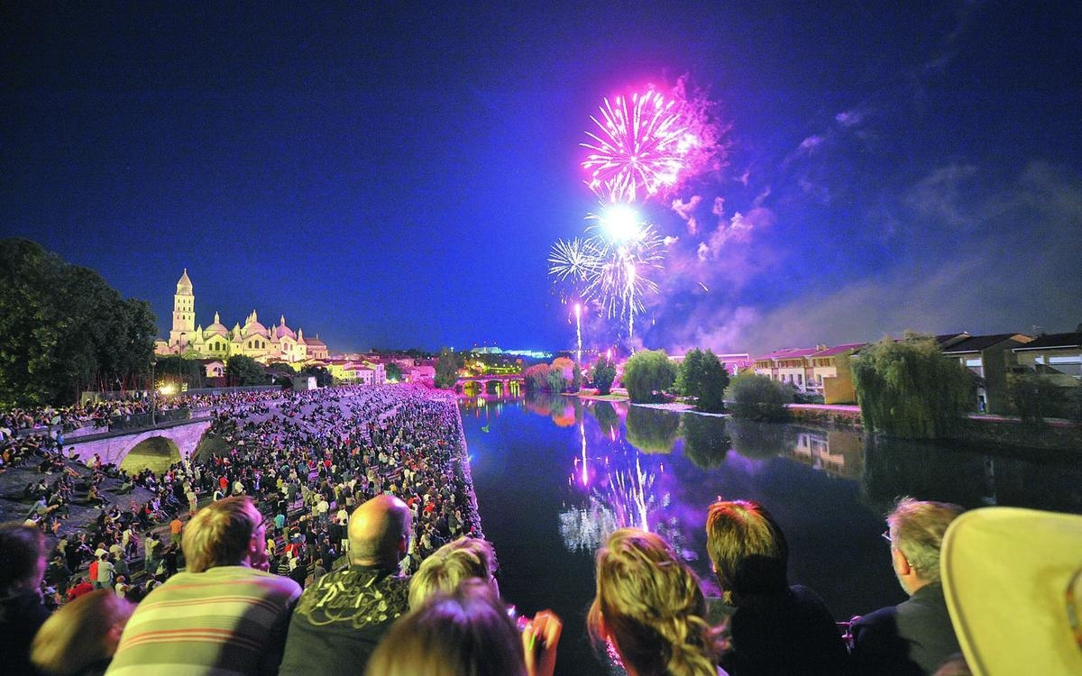¿Están en peligro los fuegos artificiales del 14 de julio?
