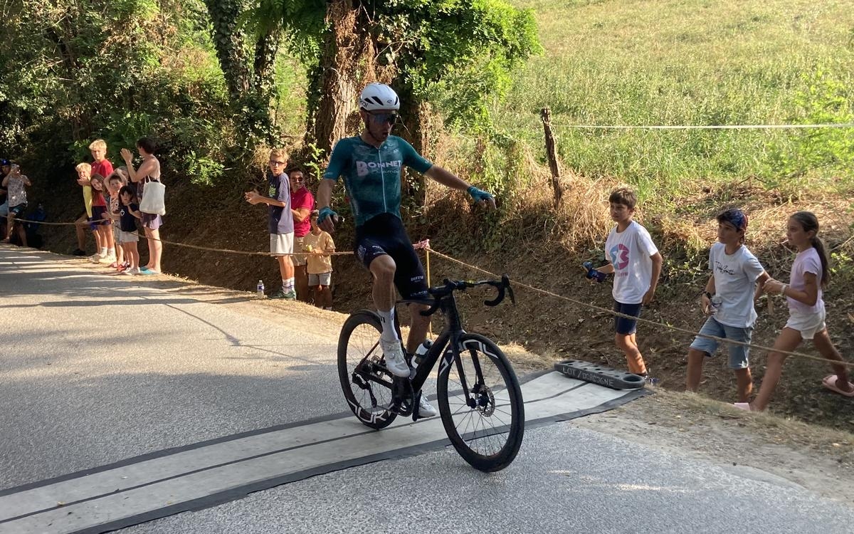 Bisiklet, Trophée des Milandes: Antoine Roussel sıcakta tekrarlıyor