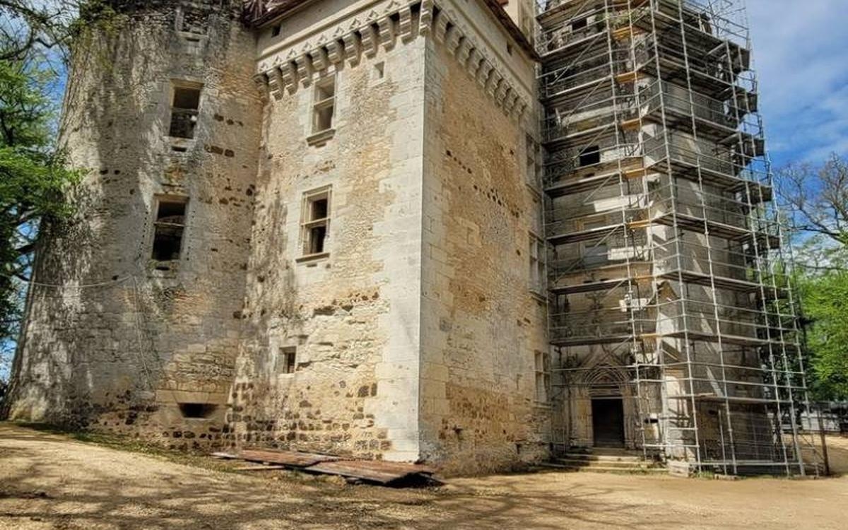 Visit the village of Rouffignac-Saint-Cernin-de-Reilhac and the Château de l'Herm for Heritage Days
