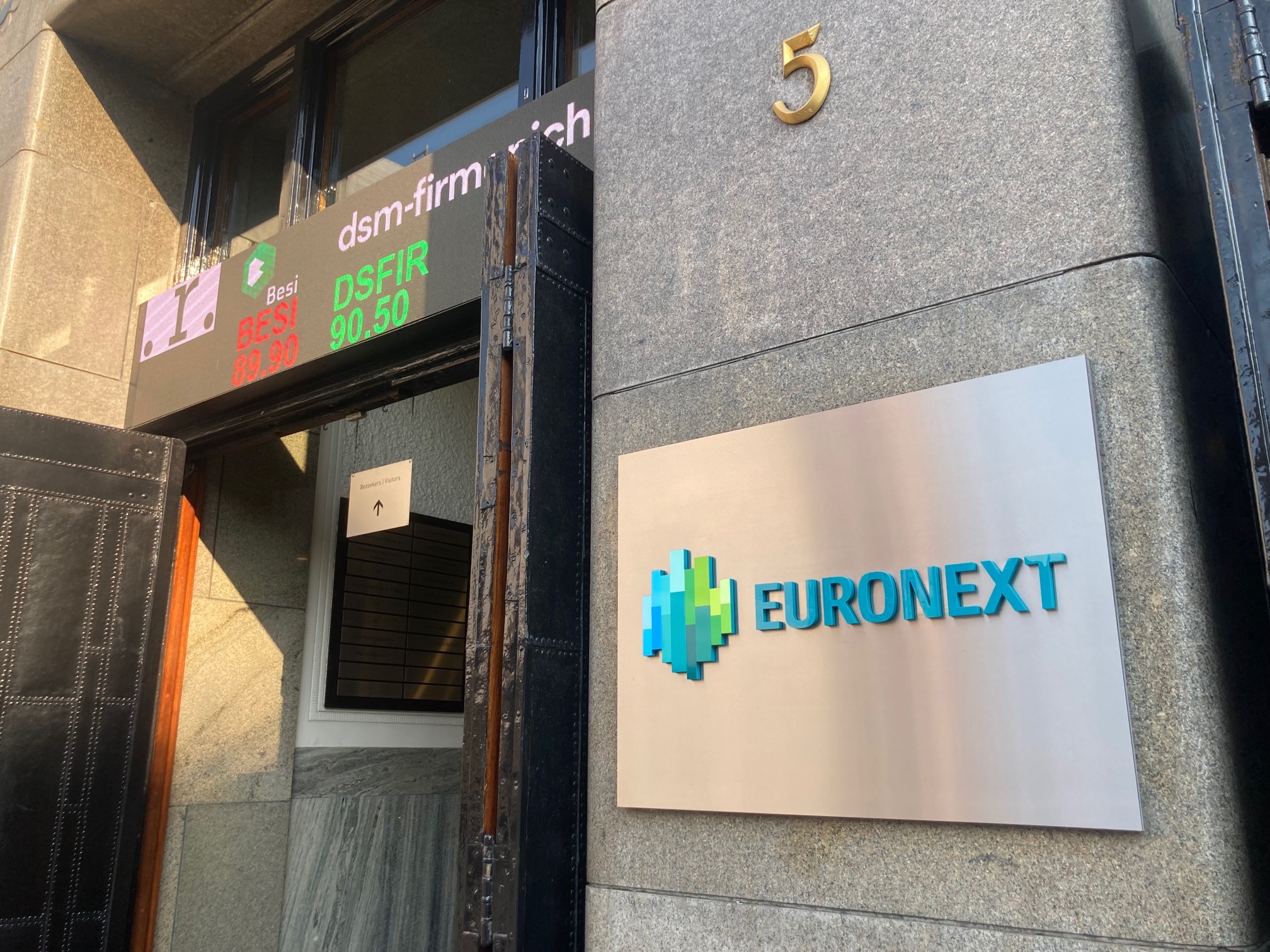 CVC e InPost se unem à expansão do índice blue chip da Euronext