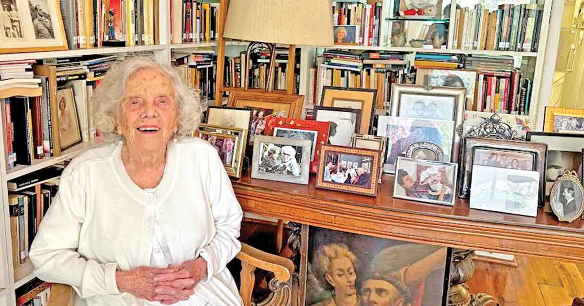 Elena Poniatowska, about to turn 93: 'Love is my only certainty'