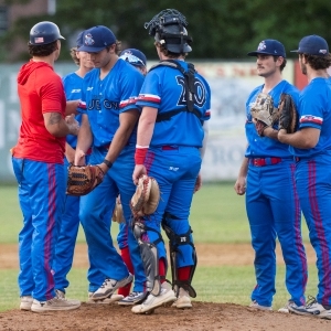 Valley Blue Sox players show dedication to youth amid playoff push