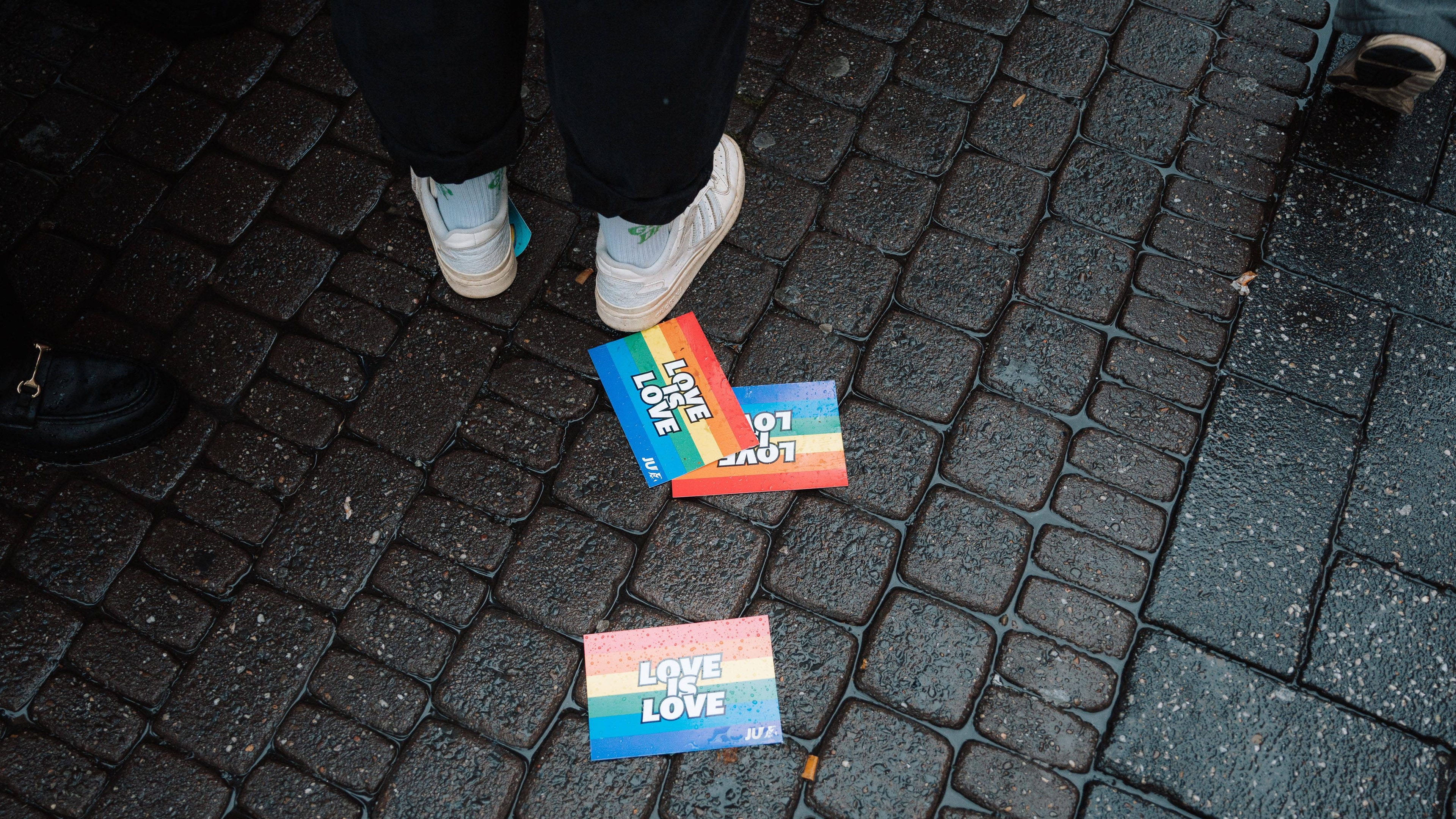 Reality check van creatieve merkcommunicatie: deze Pride-campagnes richten zich op de inhoud in plaats van op de show