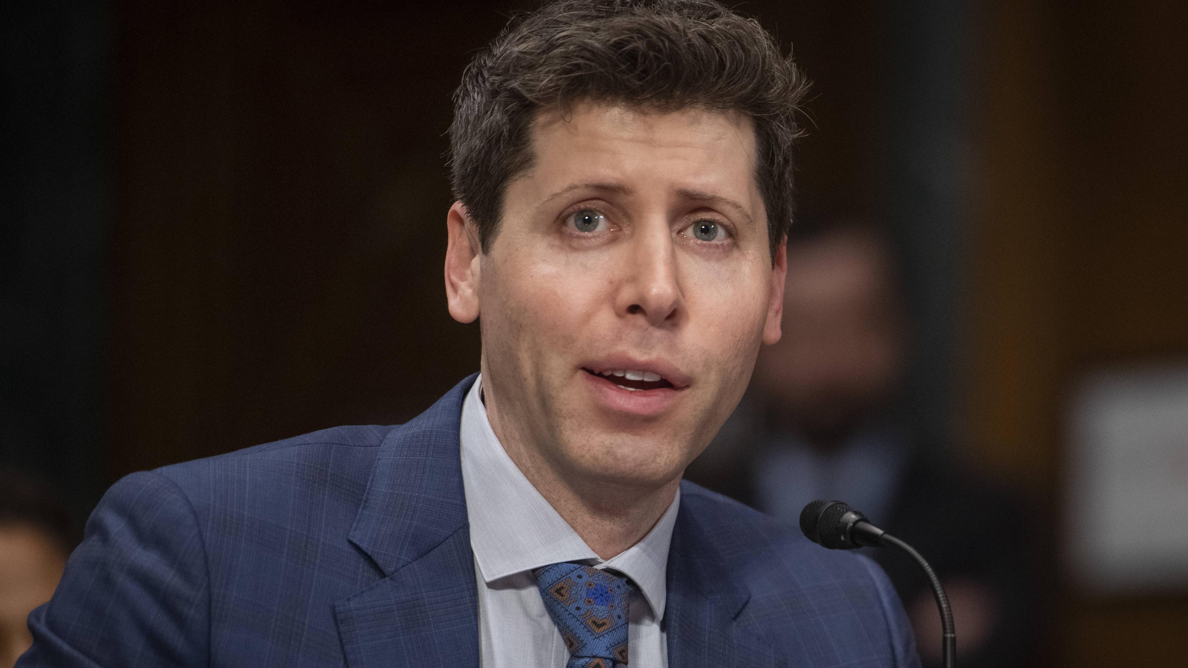 Sam Altman: O chefe da OpenAI alerta contra deixar a IA ditar tudo