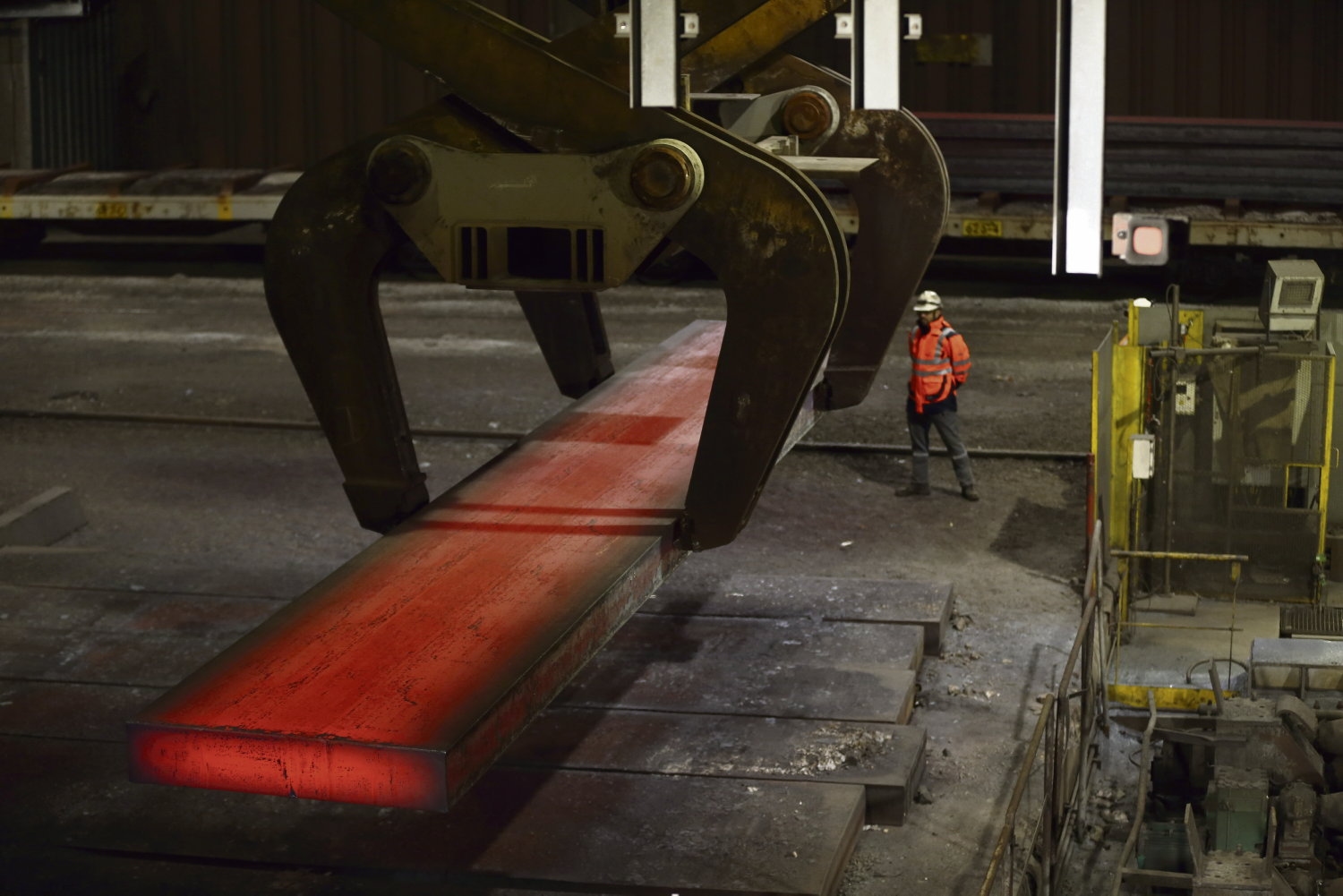 Reindustrialización: el Partido Comunista Francés revela sus planes para detener la masacre y preparar el futuro