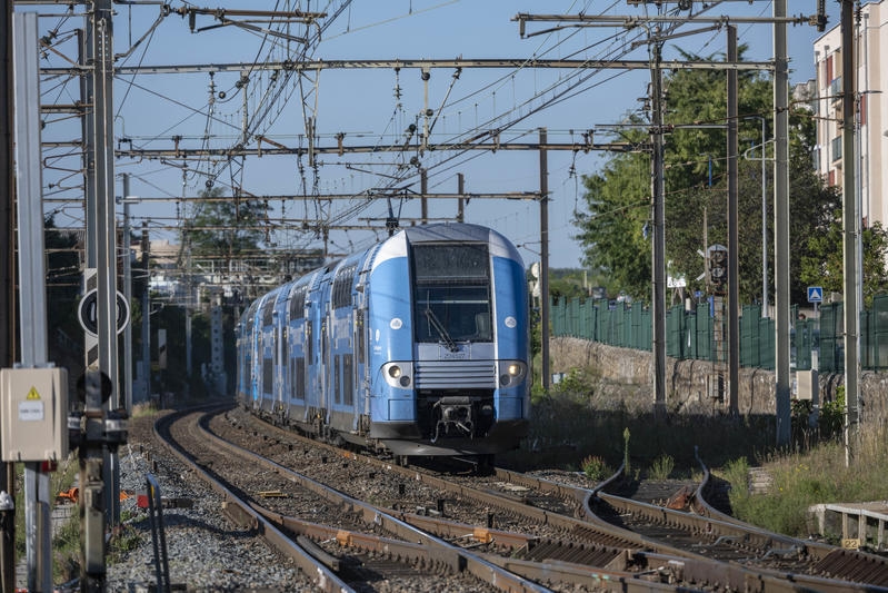 “Everyone plays at being a little railway”: in Marseille, railway workers demonstrate against Transdev’s first TER trains