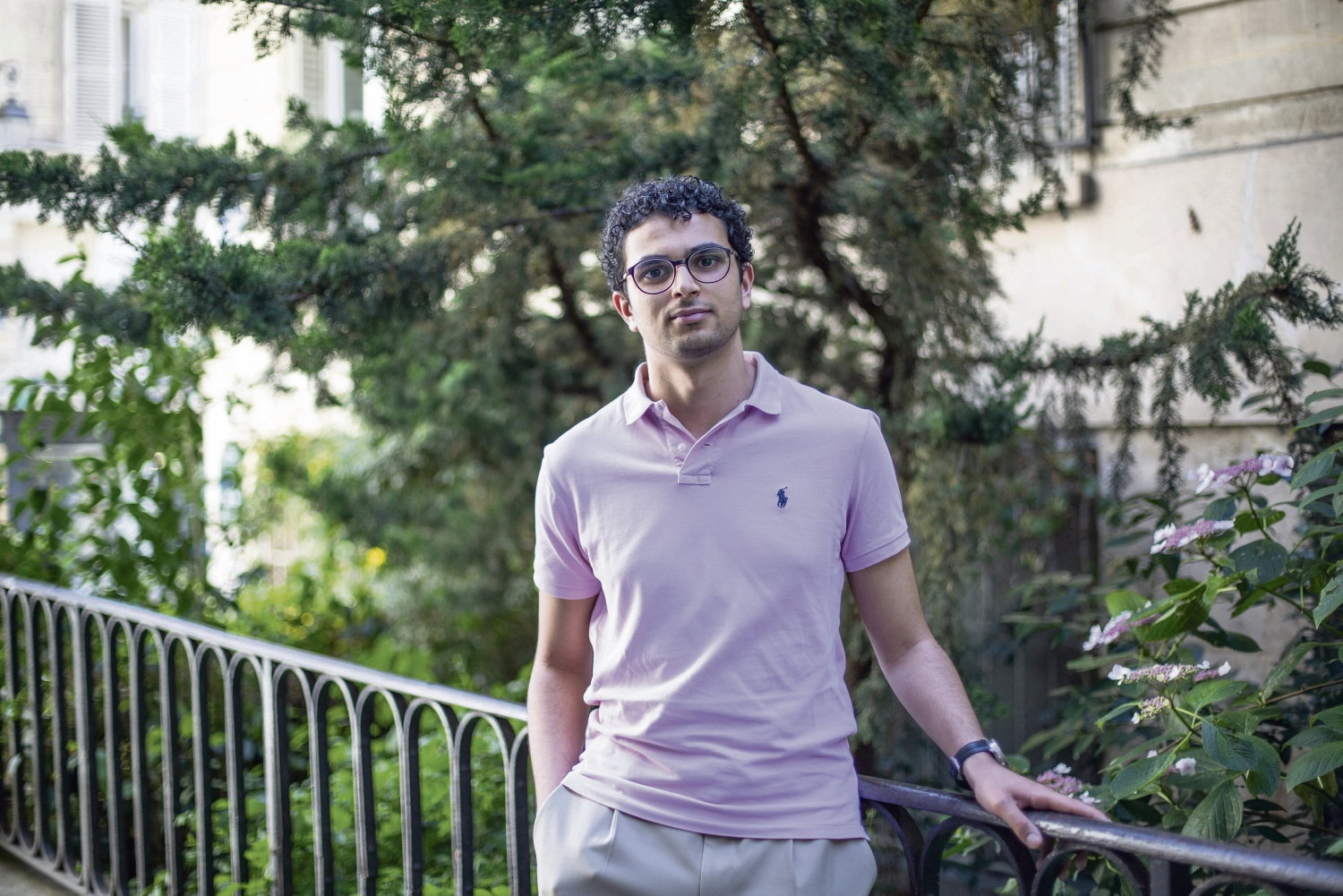 "I want to stay here, it's my way of giving back what I received": Rayen, a medical student under OQTF, victim of the Retailleau circular