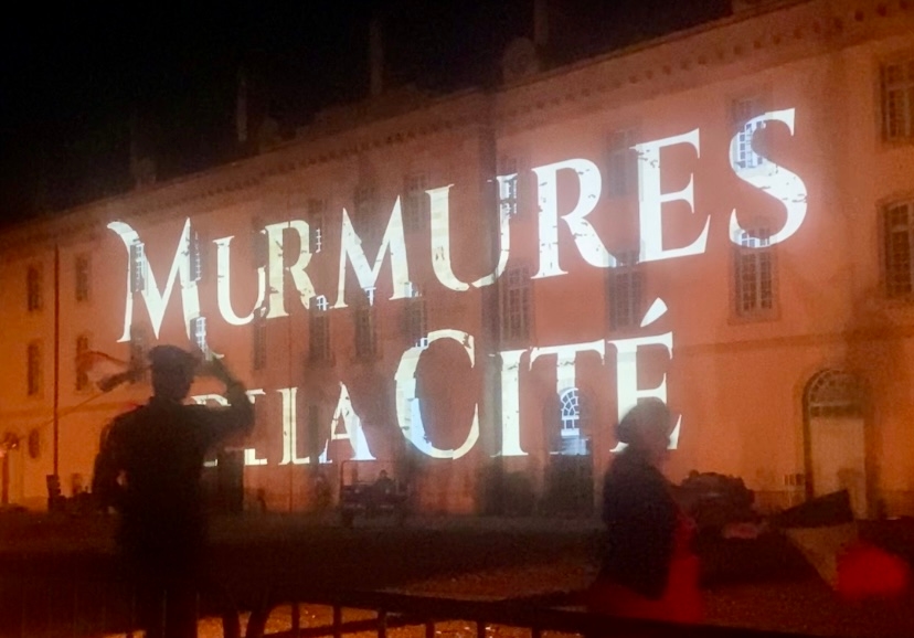Murmúrios da cidade em Moulins: A humanidade testemunhou o espetáculo do mini-Puy du Fou e foi ainda pior do que o esperado