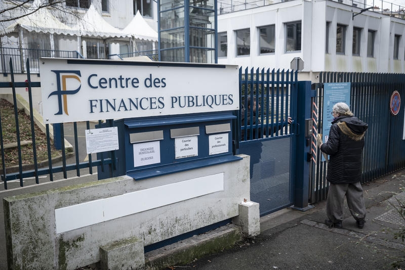 “Há anos que alertamos para uma síndrome da France Telecom”: uma série de suicídios no Ministério das Finanças levanta questões