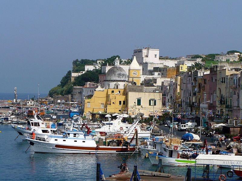 Procida celebra la 75ª Sagra del Mare: tradizioni, concerti e l’elezione della Graziella