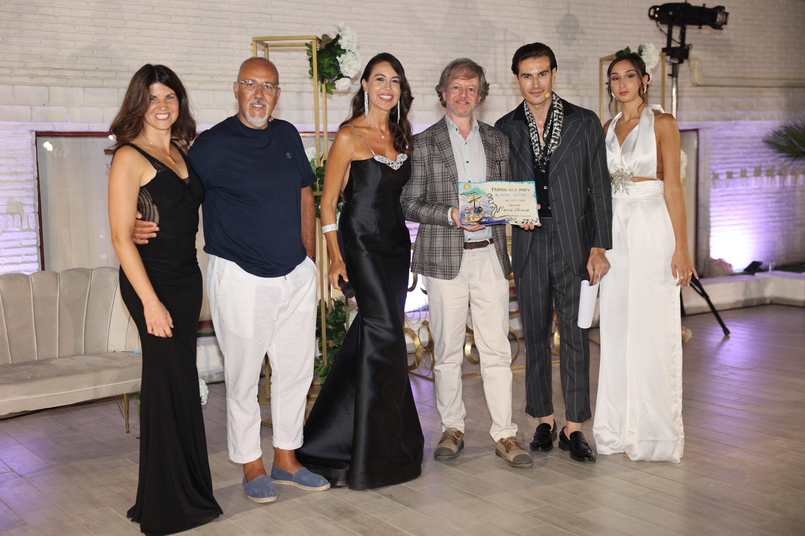 Premi, sfilate, musica e moda al fashion gold party, summer edition 2025