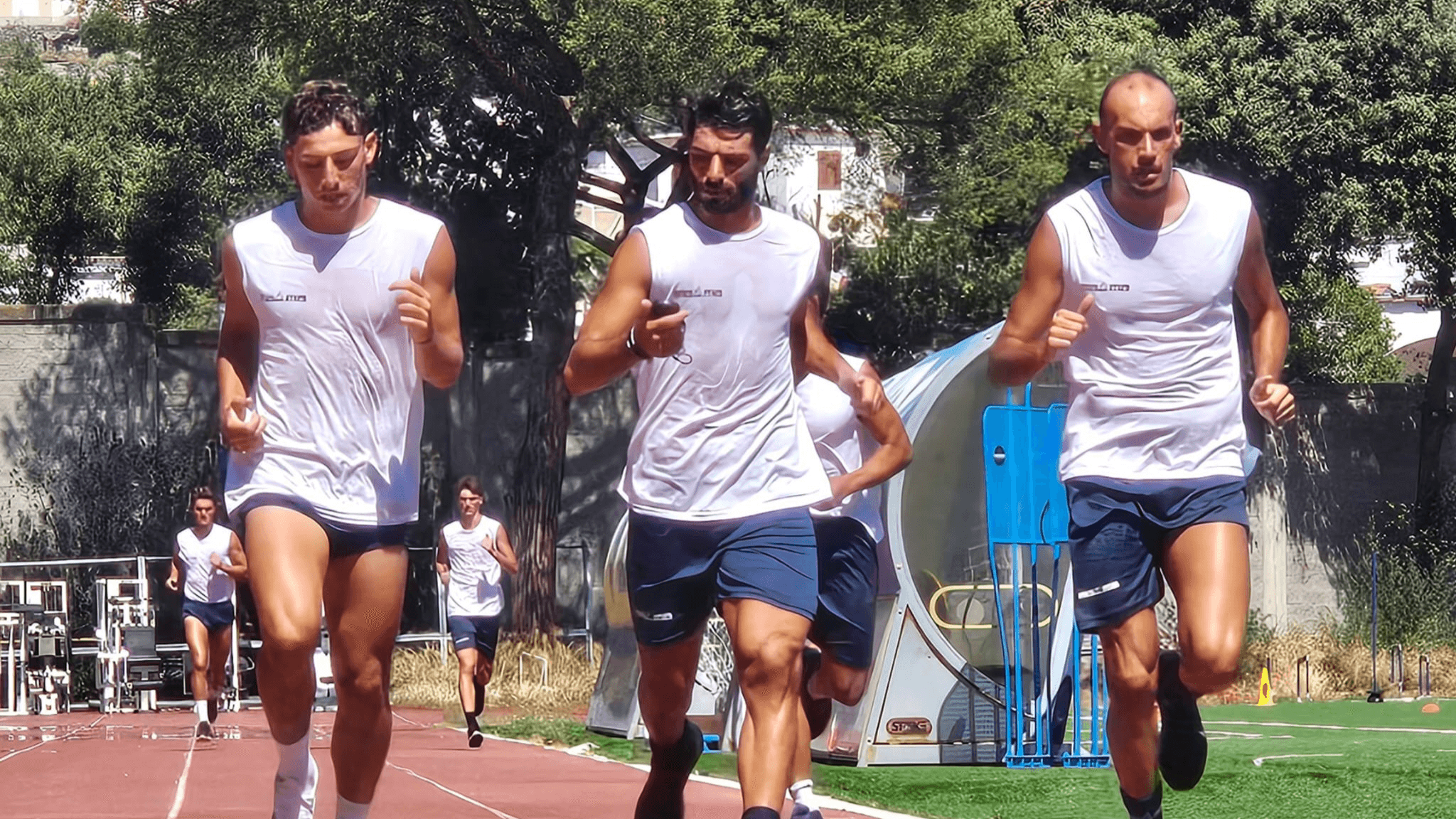 Ischia Calcio ist in Gruppe G! Die Meisterschaft wird von Lazio und Sardinien bestimmt.