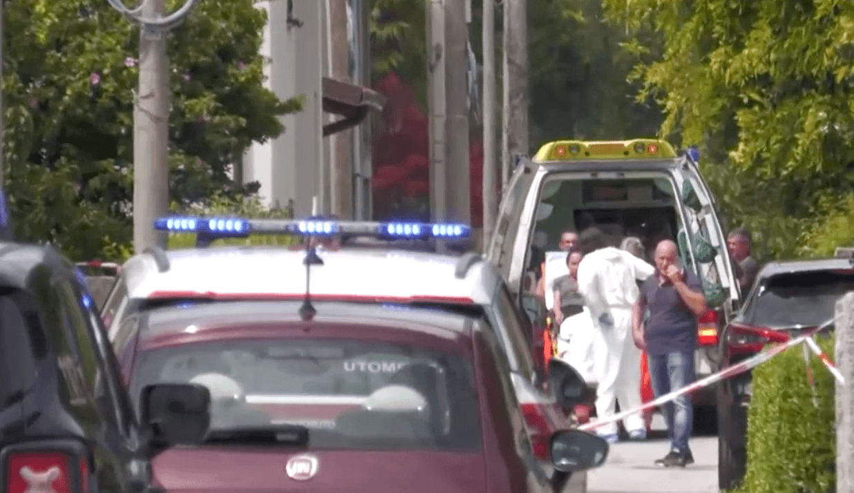 Gedood en in stukken gehakt in Gemona. Zijn moeder en partner werden gearresteerd.