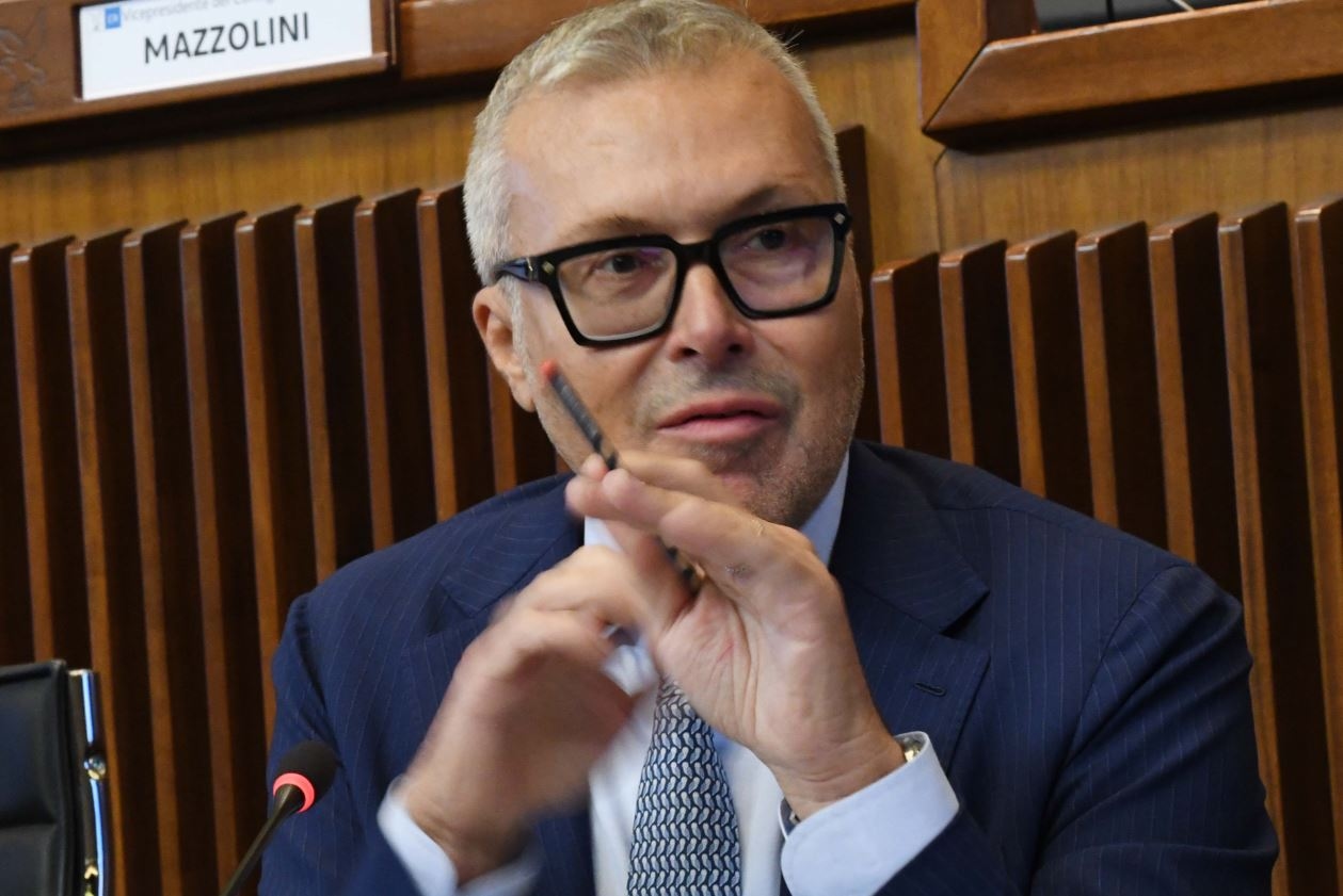 Deuxième ajustement : 64,4 millions d'euros pour l'accès au crédit et les consortiums