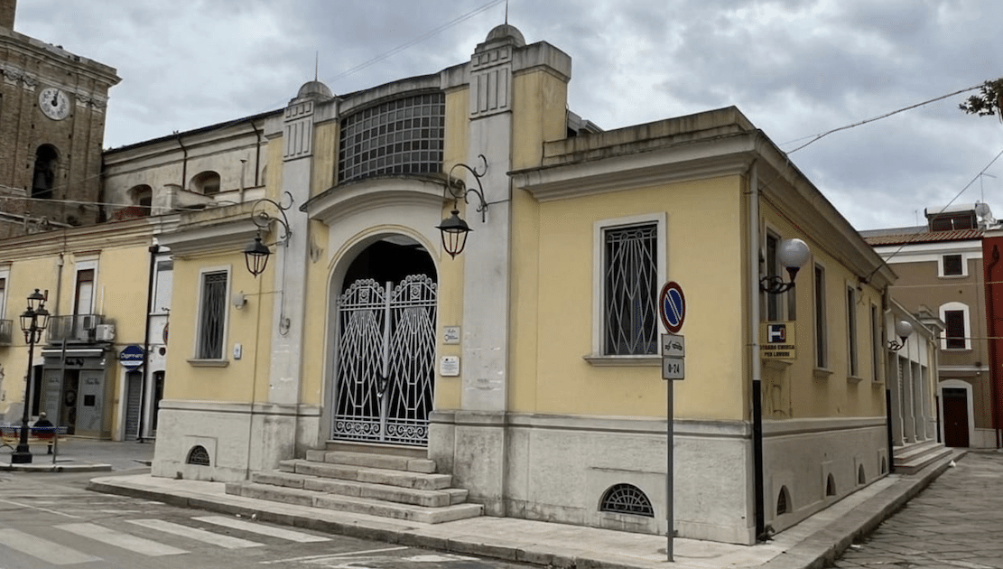 O Edifício da Liberdade na Piazza Tondi em San Severo reabre: começam as visitas à exposição imersiva “Terre Attive”