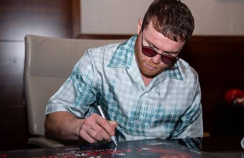 Canelo, forced to win in unprecedented conditions