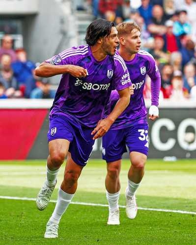 Raúl Jiménez llega  a 12 goles en la Liga Premier de Inglaterra