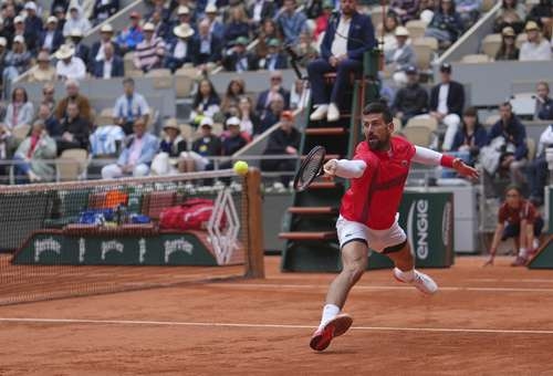 Novak Djokovic startet stark in seine French Open-Kampagne