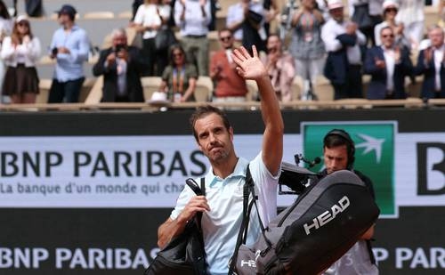 El francés Richard Gasquet se despide del tenis en casa