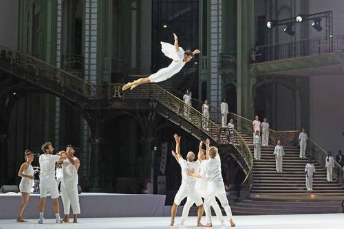 Vertigo, uma união de acrobacia e dança