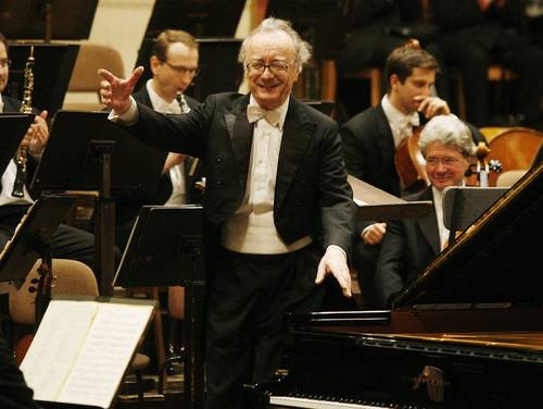 E alla fine Alfred Brendel ci ha lasciato l'eco di un coro di fate in mezzo alla foresta