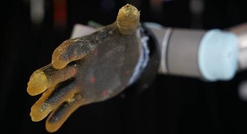 Pele robótica desenvolvida pode detectar pressão, temperatura e dor