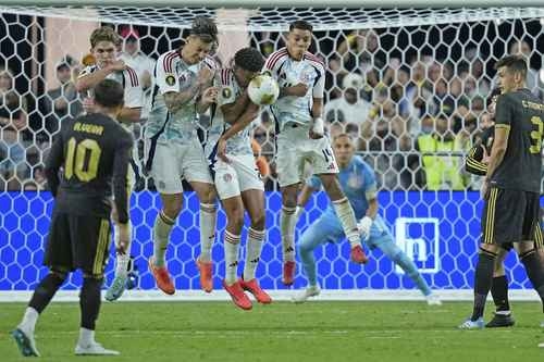 Aguirres Tricolore spielt gegen Costa Rica ohne Tore unentschieden