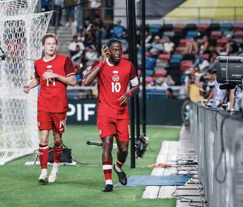 Canadá e Honduras avançam