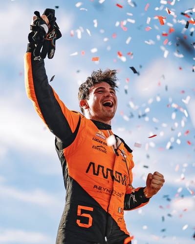 Patricio O'Ward comemora 100 corridas da IndyCar com vitória em Iowa