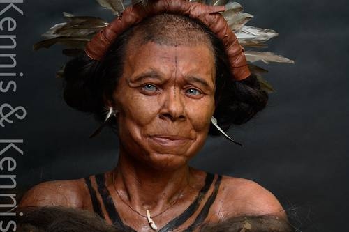 Volto riprodotto di una donna vissuta 10.500 anni fa