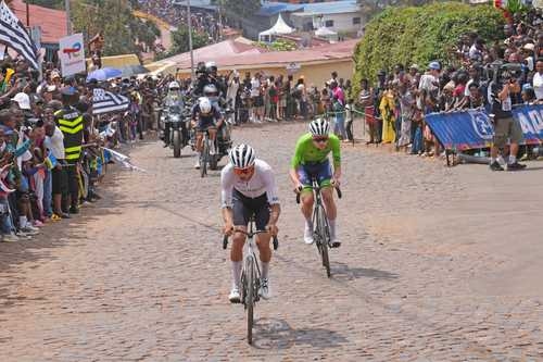 Del Toro chega perto da glória e termina em sétimo no Campeonato Mundial de Ciclismo