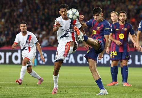 PSG pokonuje Barcelonę