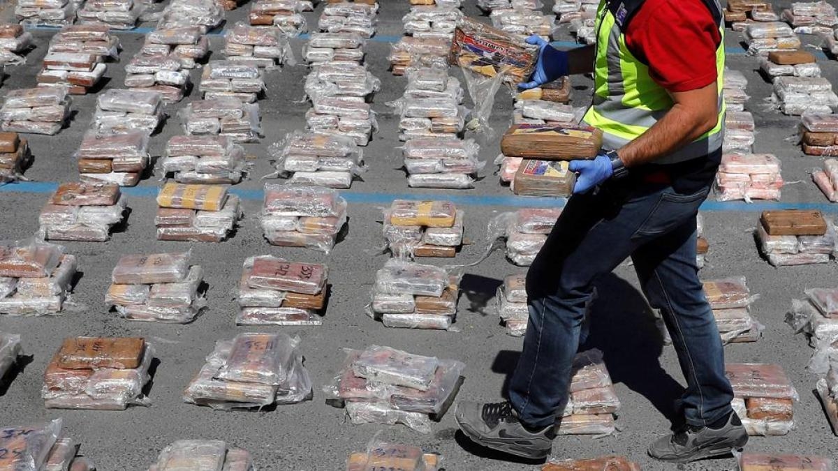 The life-changing events of the drug dealer arrested at gunpoint with the largest shipment of pills in the history of Spain