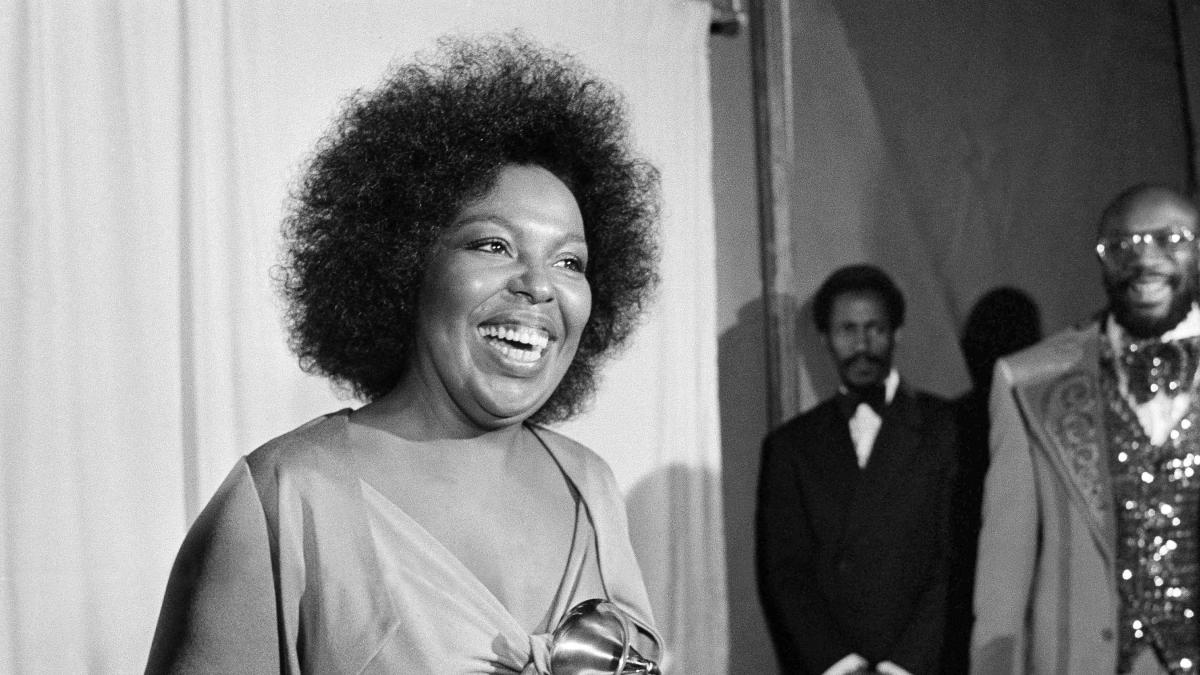 Roberta Flack, legendary 'Killing Me Softly' singer, dies aged 88