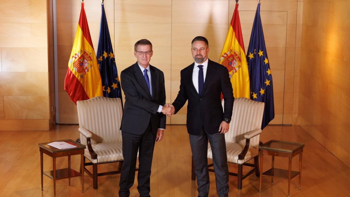 Feijóo nie mógł spać spokojnie, mając w rządzie Abascala.